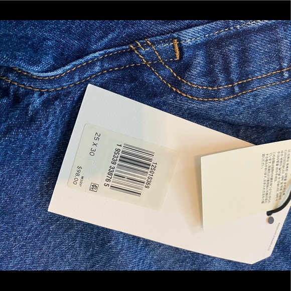 Levi 501 Jeans - Picture 4 of 7